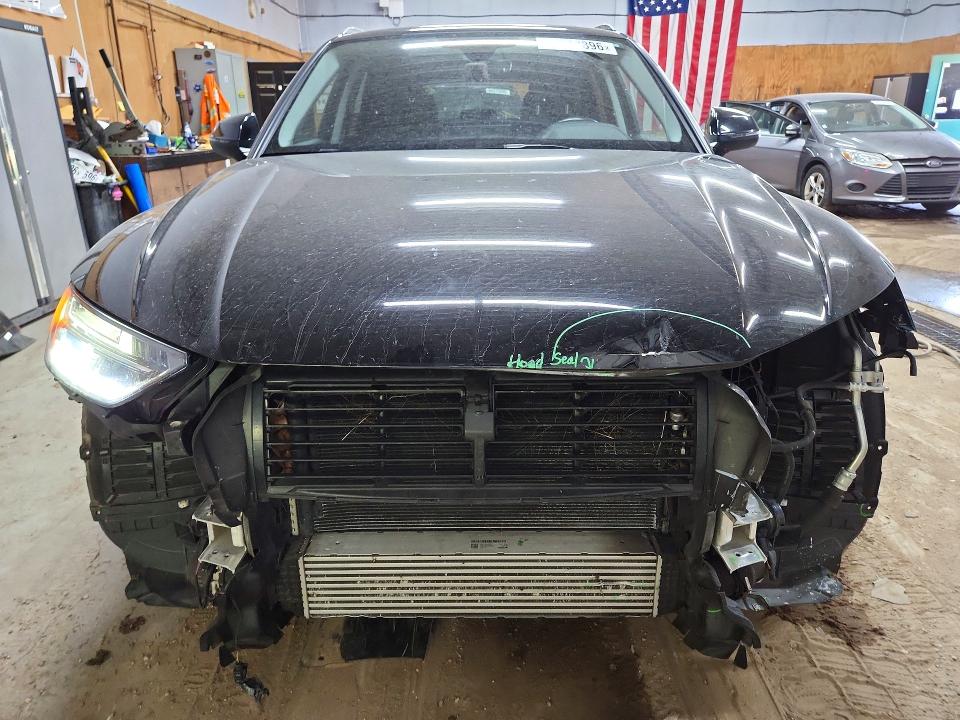 2021 Audi Q5 მანქანა იყიდება აუქციონზე, vin: WA1AAAFY9M2010664, აუქციონის ნომერი: 64613896