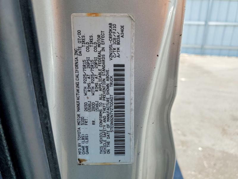 64646206 :رقم المزاد ، 5TESN92N7YZ700407 vin ، 2000 Toyota Tacoma مزاد بيع