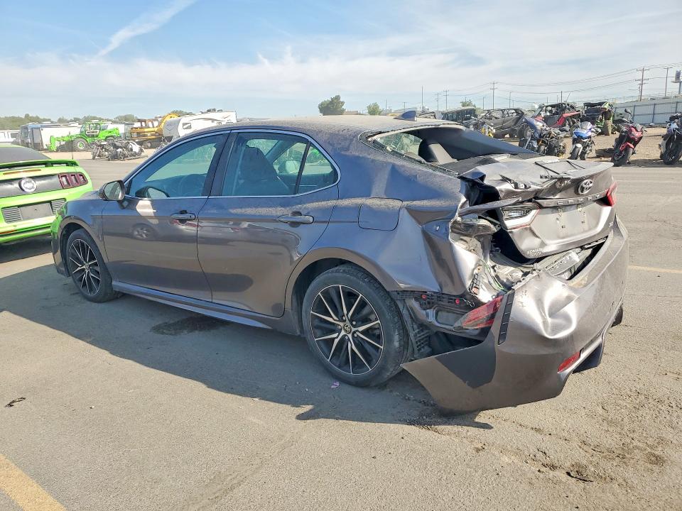 66082756 :رقم المزاد ، 4T1G11AK8PU752058 vin ، 2023 Toyota Camry مزاد بيع