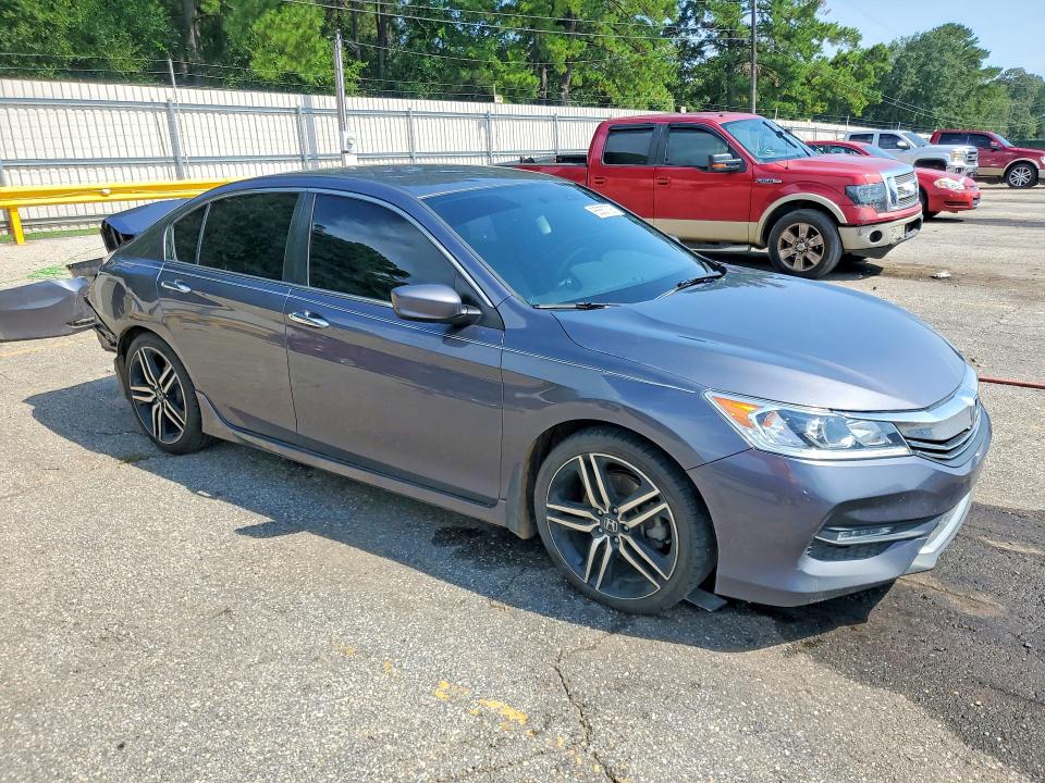 Продаж на аукціоні авто 2017 Honda Accord, vin: 1HGCR2F51HA185474, номер лоту: 65557726