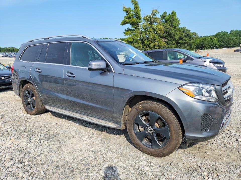 64537666 :رقم المزاد ، 4JGDF6EE1HA970738 vin ، 2017 Mercedes-benz Gls مزاد بيع