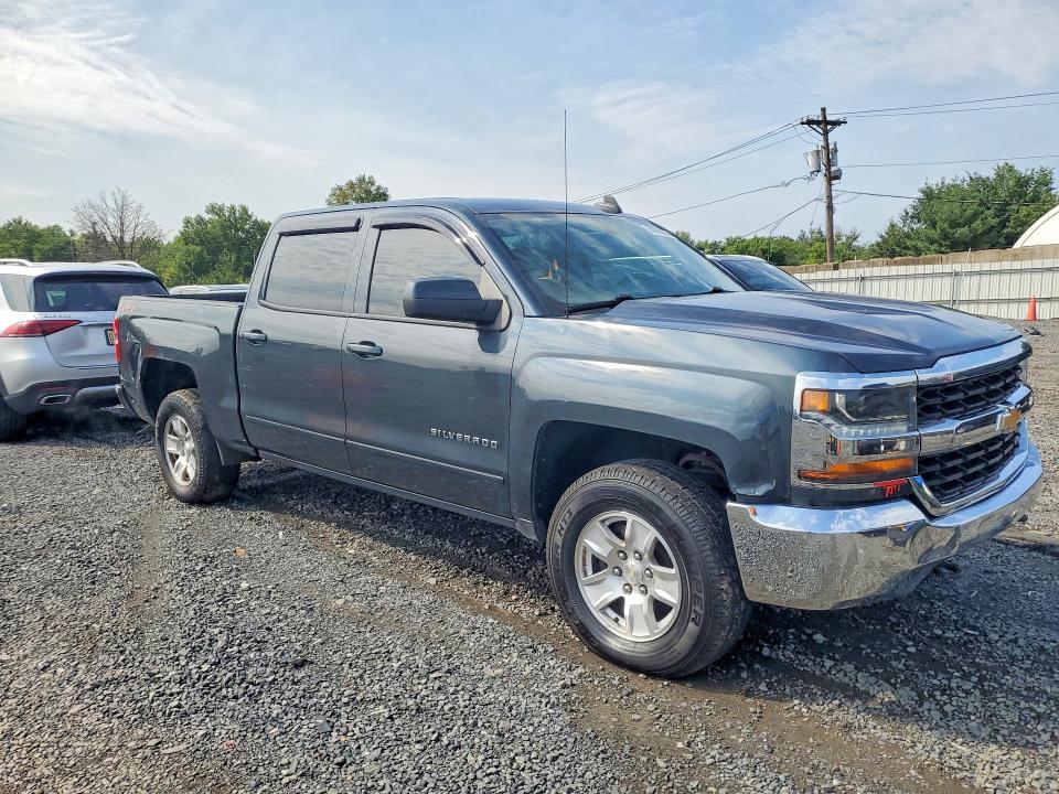 Продаж на аукціоні авто 2018 Chevrolet Silverado, vin: 3GCUKREH1JG184229, номер лоту: 66955556