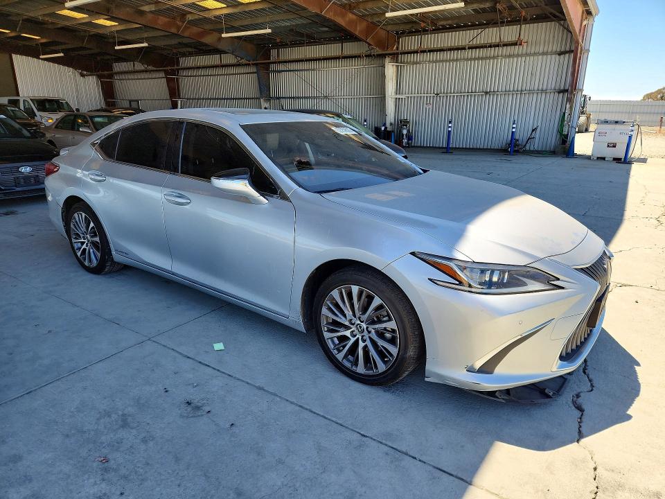 62759506 :رقم المزاد ، JTHB21B11K2004580 vin ، 2019 Lexus Es مزاد بيع