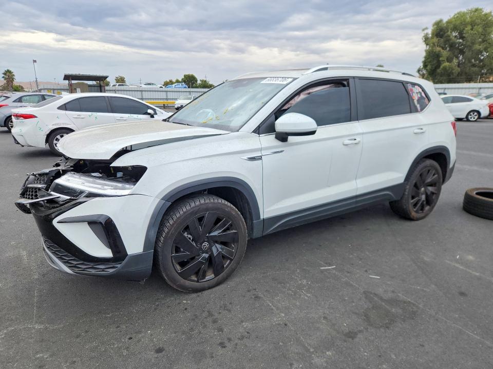 2024 Volkswagen Taos მანქანა იყიდება აუქციონზე, vin: 3VV4X7B2XRM052896, აუქციონის ნომერი: 66836706