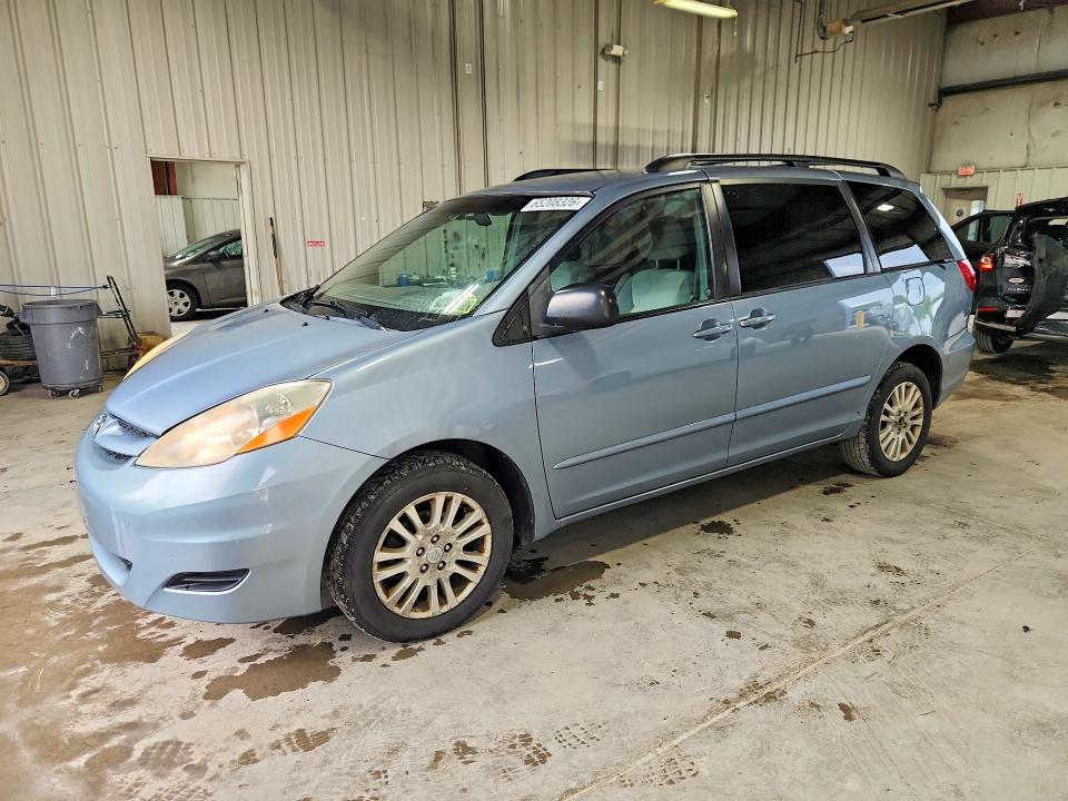 2010 Toyota Sienna მანქანა იყიდება აუქციონზე, vin: 5TDJK4CC2AS029087, აუქციონის ნომერი: 65208326