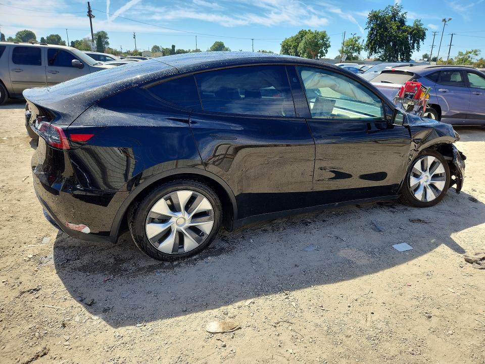 64475386 :رقم المزاد ، 7SAYGDEE9PF904051 vin ، 2023 Tesla Model Y مزاد بيع