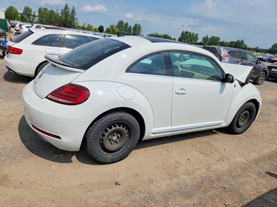 63578306 :رقم المزاد ، 3VWJD7AT7KM707071 vin ، 2019 Volkswagen Beetle مزاد بيع