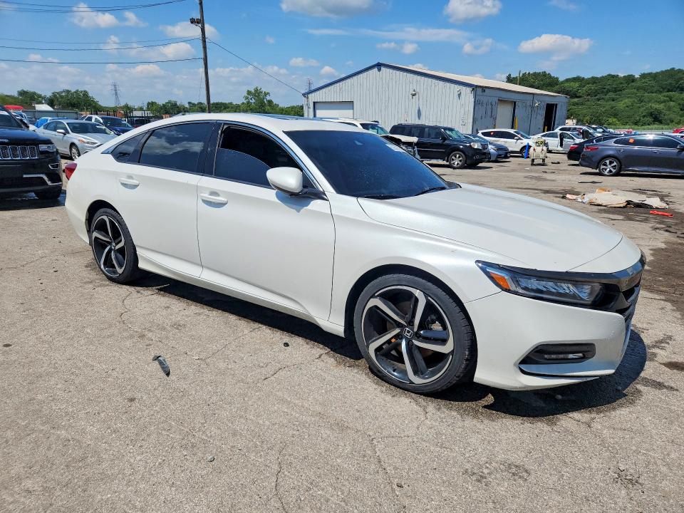 Aukcja sprzedaży 2018 Honda Accord, vin: 1HGCV2F34JA023807, numer aukcji: 63652526