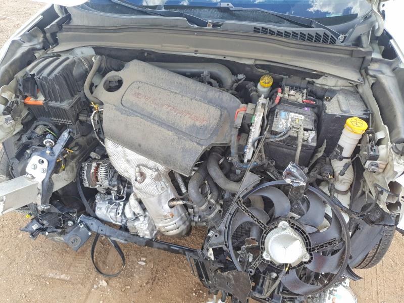 65562356 :رقم المزاد ، ZACCJBBT9FPB81308 vin ، 2015 Jeep Renegade مزاد بيع