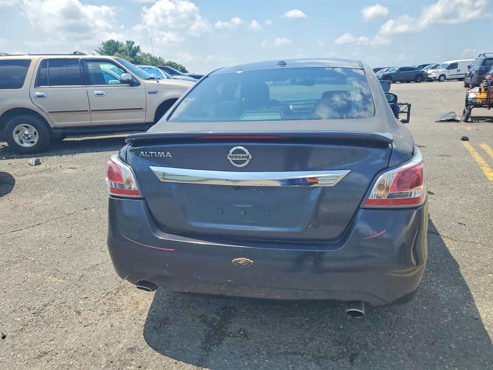 2013 Nissan Altima მანქანა იყიდება აუქციონზე, vin: 1N4BL3AP1DC252427, აუქციონის ნომერი: 63184446