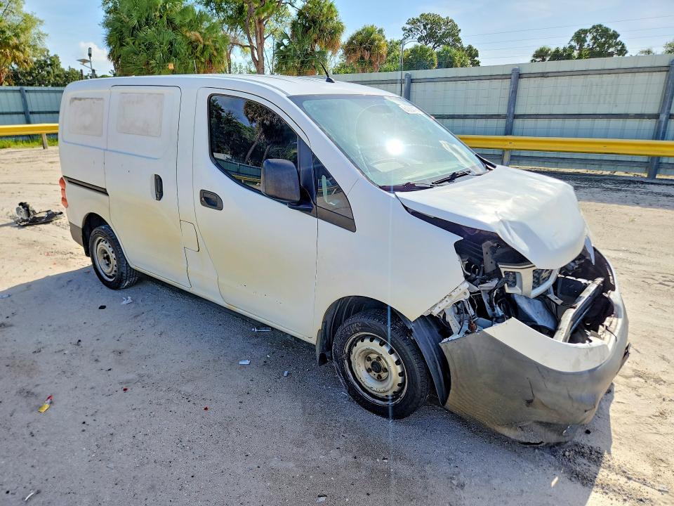 64368476 :رقم المزاد ، 3N6CM0KN0FK690602 vin ، 2015 Nissan Nv200 مزاد بيع