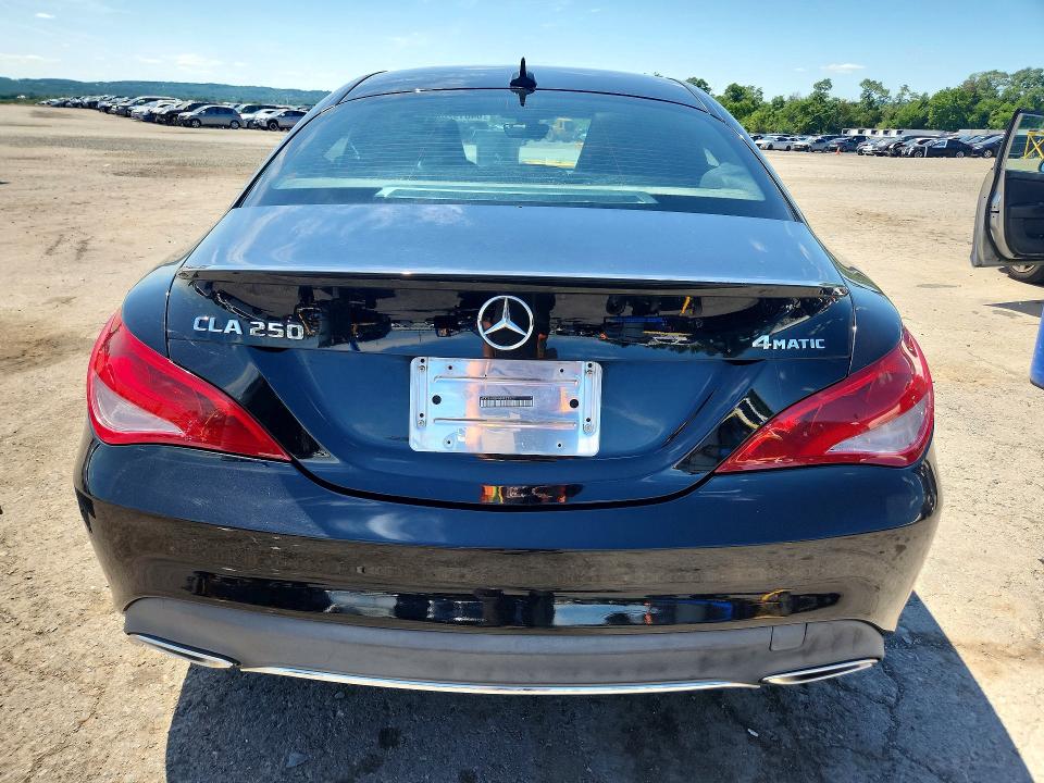 64019206 :رقم المزاد ، WDDSJ4GB4HN423527 vin ، 2017 Mercedes-benz Cla مزاد بيع