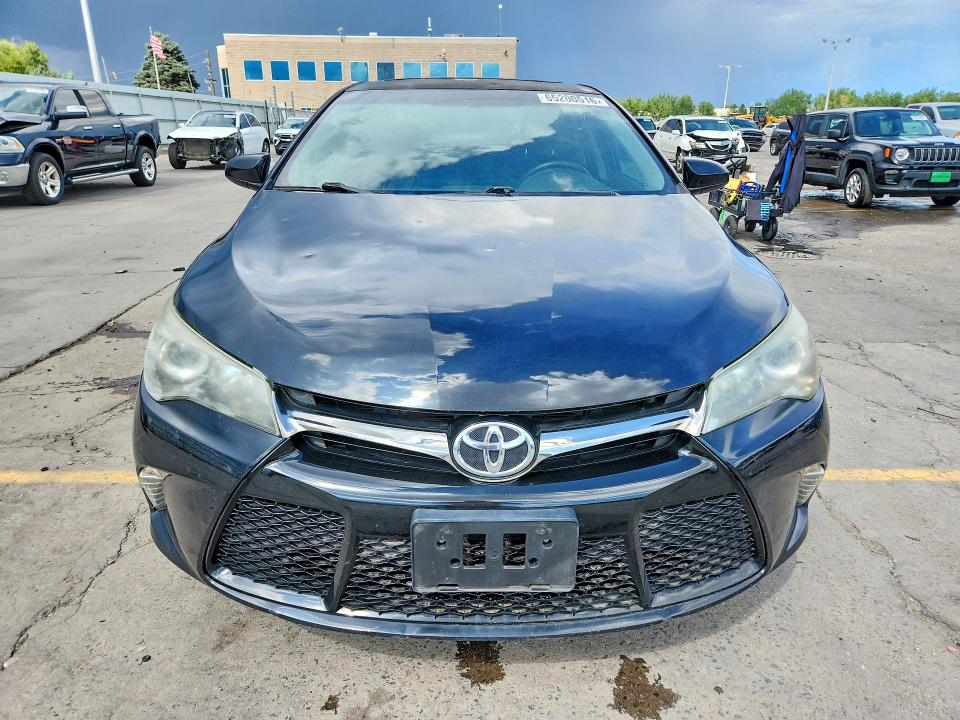 2017 Toyota Camry მანქანა იყიდება აუქციონზე, vin: 4T1BF1FK1HU333944, აუქციონის ნომერი: 65200516
