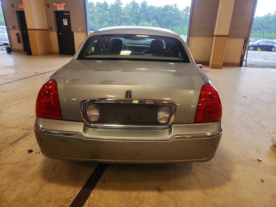 Aukcja sprzedaży 2006 Lincoln Town Car, vin: 1LNHM81VX6Y633403, numer aukcji: 64376556