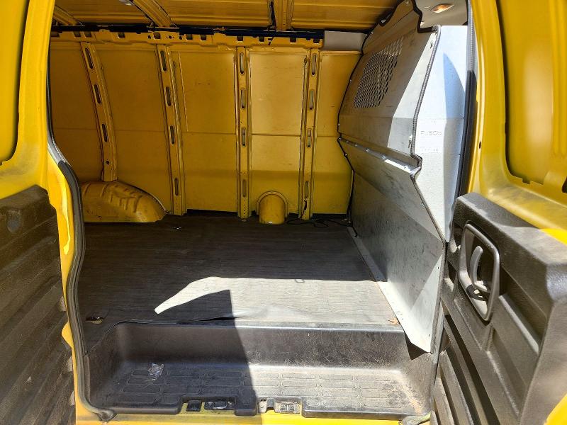 64538806 :رقم المزاد ، 1GCWGAFP0K1337829 vin ، 2019 Chevrolet Express G2500 مزاد بيع