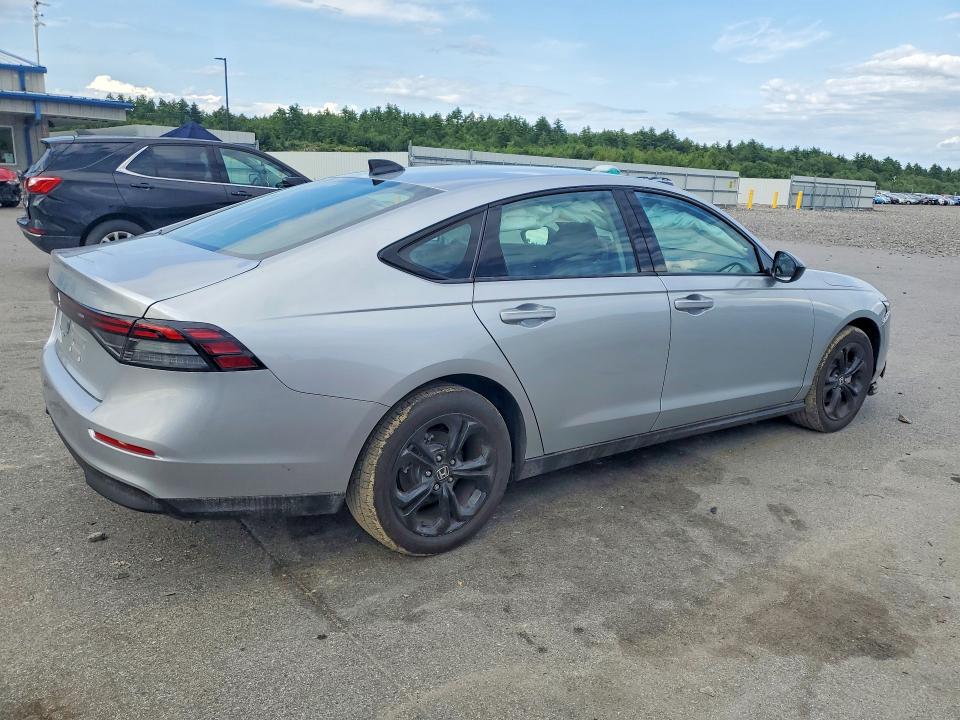 Продаж на аукціоні авто 2025 Honda Accord, vin: 1HGCY1F41SA016339, номер лоту: 64115336