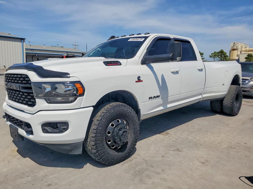 65606076 :رقم المزاد ، 3C63RRHLXNG133638 vin ، 2022 Ram 3500 مزاد بيع
