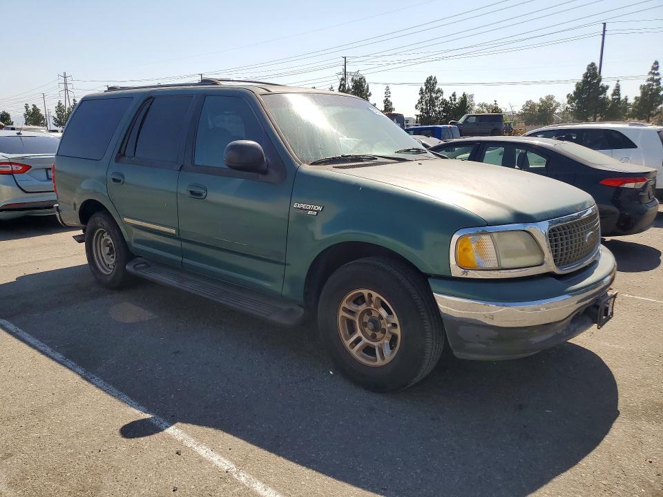 2000 Ford Expedition მანქანა იყიდება აუქციონზე, vin: 1FMRU1561YLB90220, აუქციონის ნომერი: 64399766