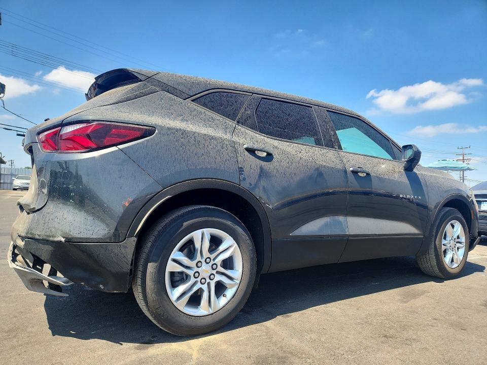 65373246 :رقم المزاد ، 3GNKBBRA9KS682423 vin ، 2019 Chevrolet Blazer مزاد بيع