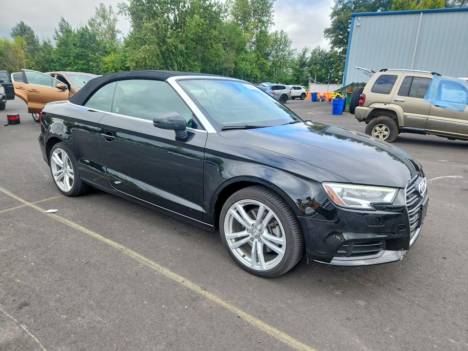 2018 Audi A3 მანქანა იყიდება აუქციონზე, vin: WAU78LFF8J1061495, აუქციონის ნომერი: 61449746