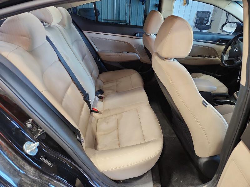 67105566 :رقم المزاد ، 5NPD84LF5JH321540 vin ، 2018 Hyundai Elantra مزاد بيع