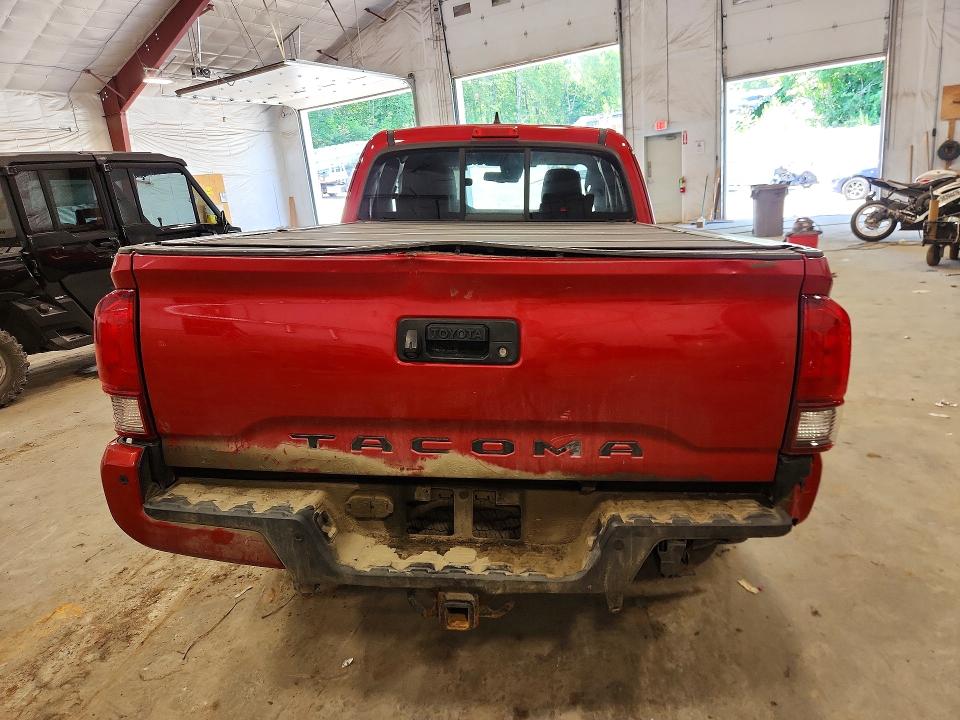 Продаж на аукціоні авто 2018 Toyota Tacoma, vin: 5TFSZ5AN1JX133560, номер лоту: 63375116