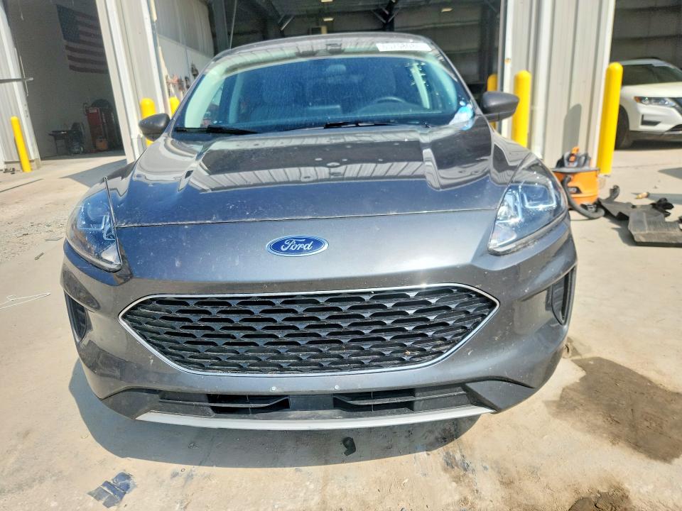 Продаж на аукціоні авто 2022 Ford Escape, vin: 1FMCU9G65NUC00822, номер лоту: 65758086