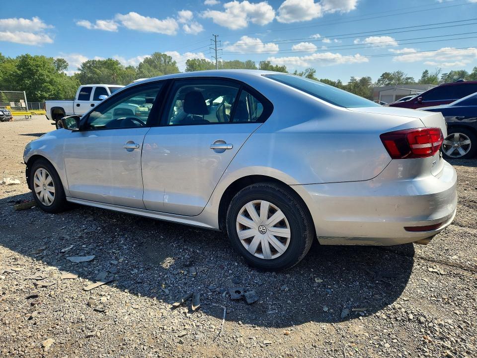 65890446 :رقم المزاد ، 3VW267AJ0GM364835 vin ، 2016 Volkswagen Jetta مزاد بيع