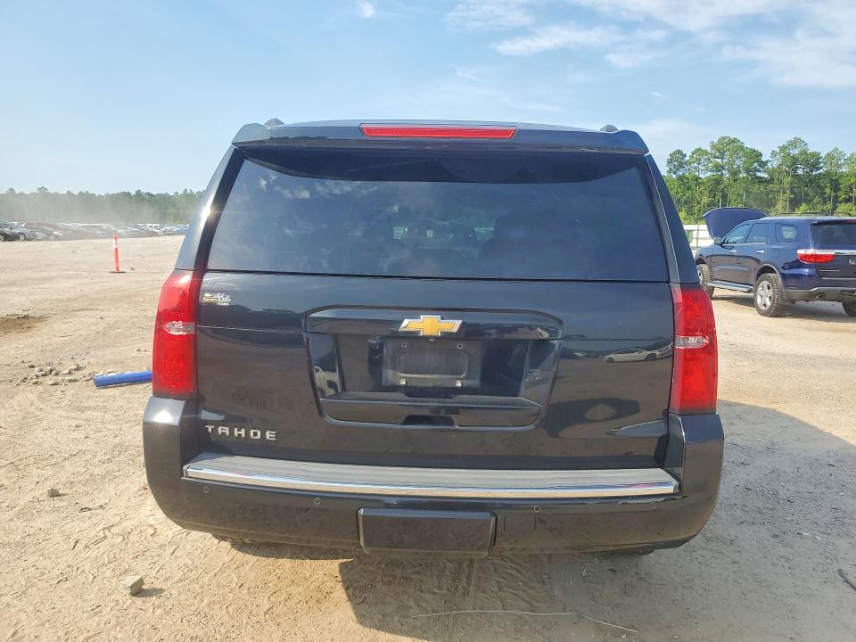 63995956 :رقم المزاد ، 1GNSCCKC0FR257180 vin ، 2015 Chevrolet Tahoe مزاد بيع
