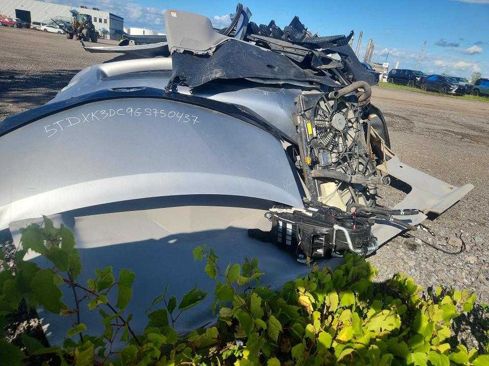 2016 Toyota Sienna მანქანა იყიდება აუქციონზე, vin: 5TDXK3DC9GS750437, აუქციონის ნომერი: 65256916