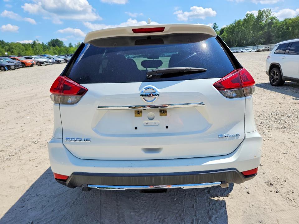 64602026 :رقم المزاد ، KNMAT2MV1JP557084 vin ، 2018 Nissan Rogue مزاد بيع