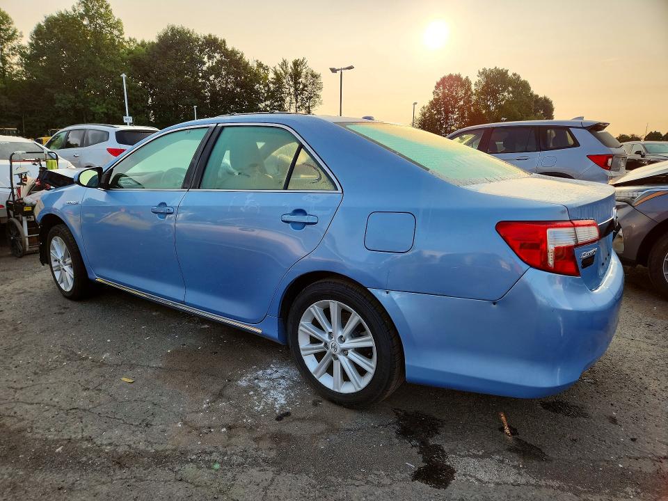 Продажа на аукционе авто 2012 Toyota Camry Hybrid, vin: 4T1BD1FK1CU044772, номер лота: 63896786