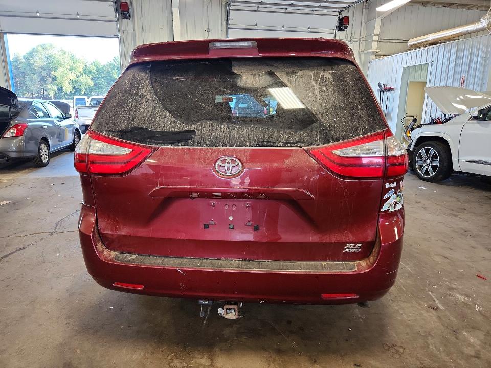 Aukcja sprzedaży 2015 Toyota Sienna, vin: 5TDDK3DCXFS123697, numer aukcji: 67155766