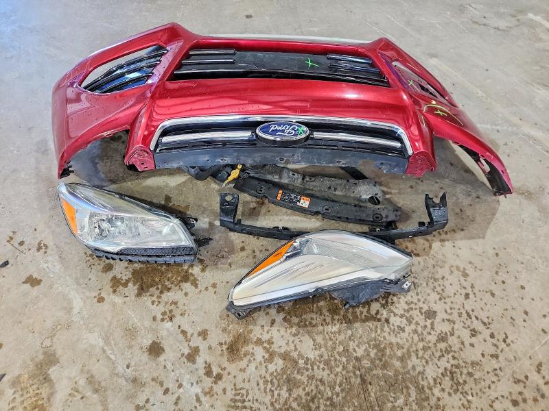 62515586 :رقم المزاد ، 1FMCU9J93FUC52972 vin ، 2015 Ford Escape مزاد بيع