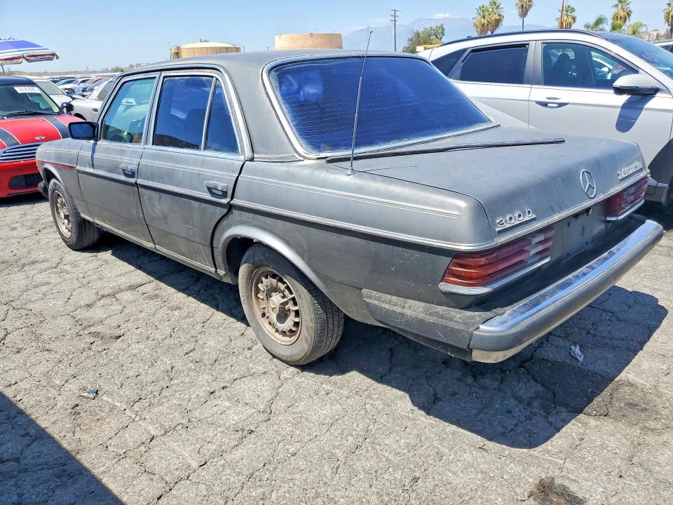 Продажа на аукционе авто 1982 Mercedes-benz 300, vin: WDBAB33A3CB012722, номер лота: 65952416