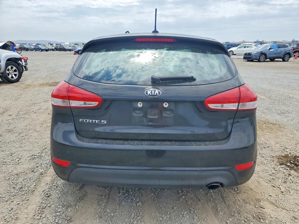 Продажа на аукционе авто 2018 Kia Forte5, vin: KNAFK5A87J5773636, номер лота: 63163386