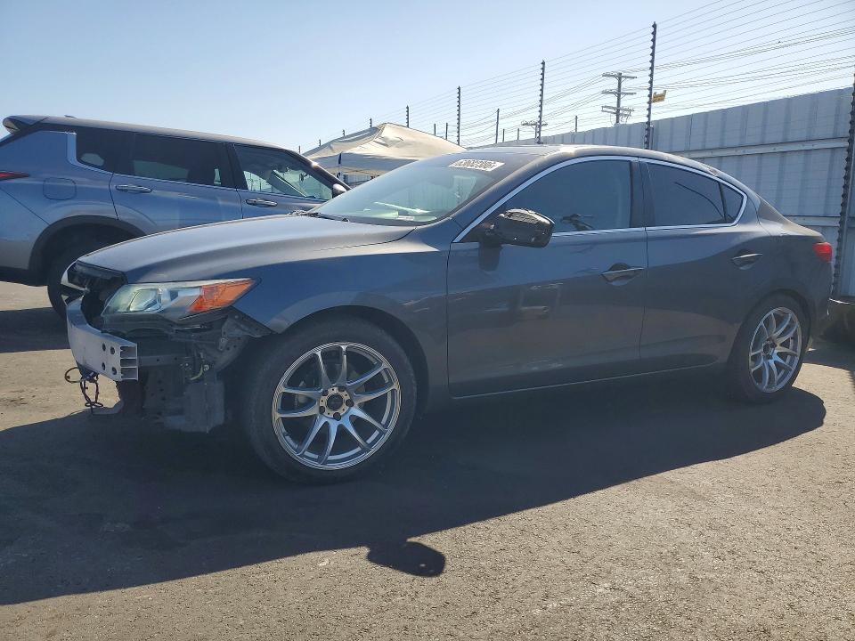 63682386 :رقم المزاد ، 19VDE1F56DE007665 vin ، 2013 Acura Ilx مزاد بيع