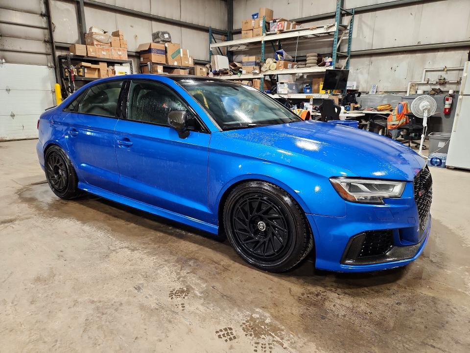 65298096 :رقم المزاد ، WUABWGFF6J1905112 vin ، 2018 Audi Rs3 مزاد بيع