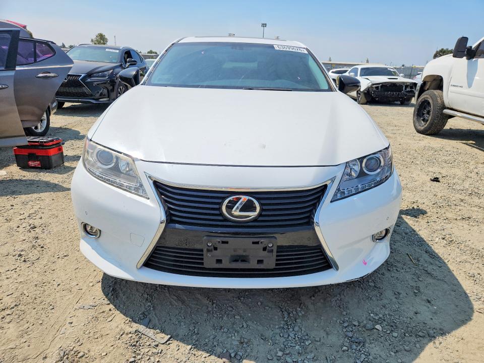 63699626 :رقم المزاد ، JTHBK1GG3F2168724 vin ، 2015 Lexus Es مزاد بيع