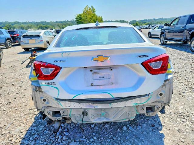 66222276 :رقم المزاد ، 1G1BF5SM0J7177119 vin ، 2018 Chevrolet Cruze مزاد بيع