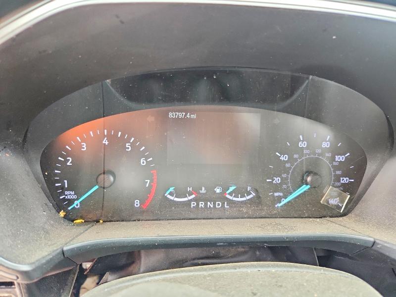 64517136 :رقم المزاد ، 1FMCU0F60LUA33246 vin ، 2020 Ford Escape مزاد بيع