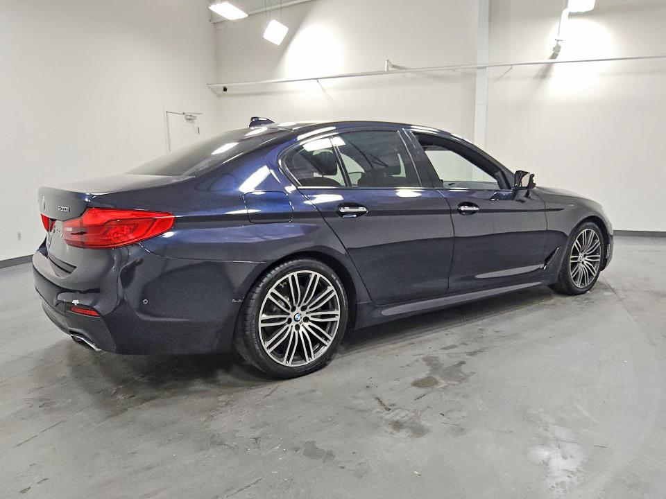 65436086 :رقم المزاد ، WBAJA7C56JG907942 vin ، 2018 Bmw 530 مزاد بيع