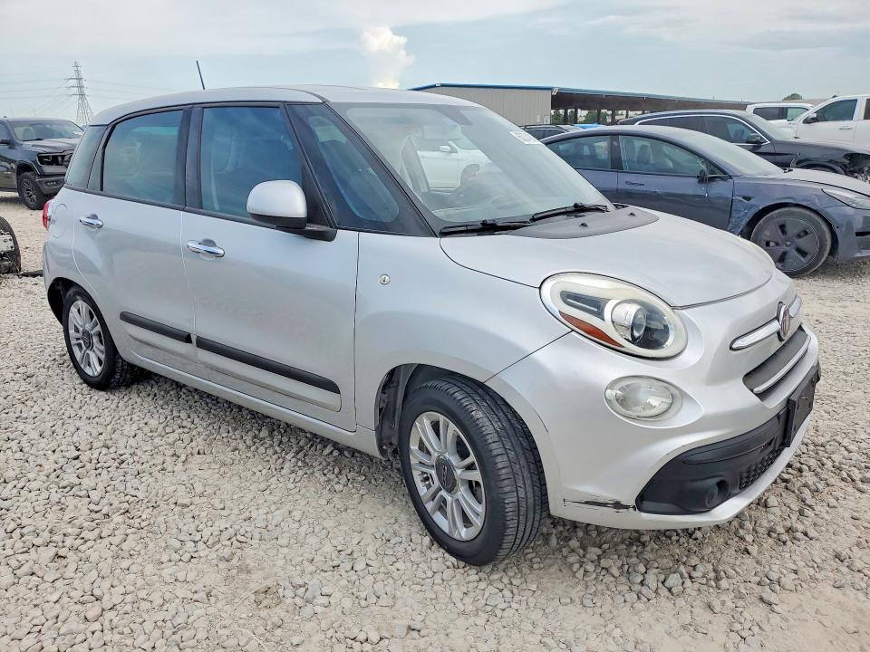63374086 :رقم المزاد ، ZFBCFAAH4JZ040555 vin ، 2018 Fiat 500l مزاد بيع