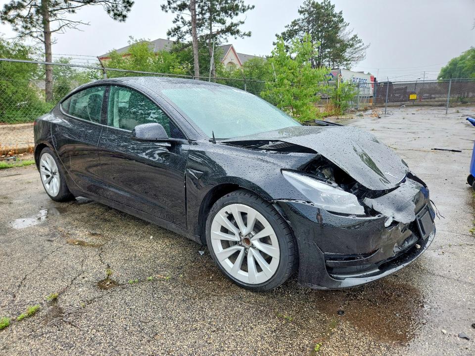 Продаж на аукціоні авто 2022 Tesla Model 3, vin: 5YJ3E1EA1NF372428, номер лоту: 64989216