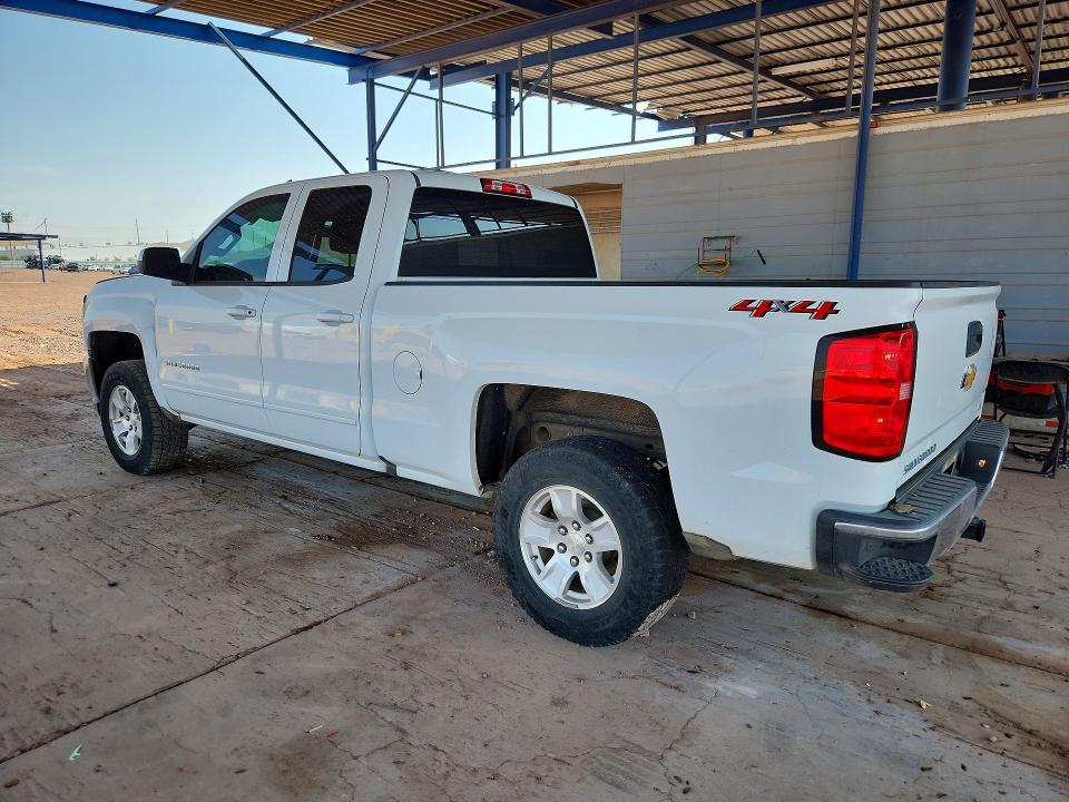 Продаж на аукціоні авто 2018 Chevrolet Silverado, vin: 1GCVKREC3JZ322460, номер лоту: 64427946