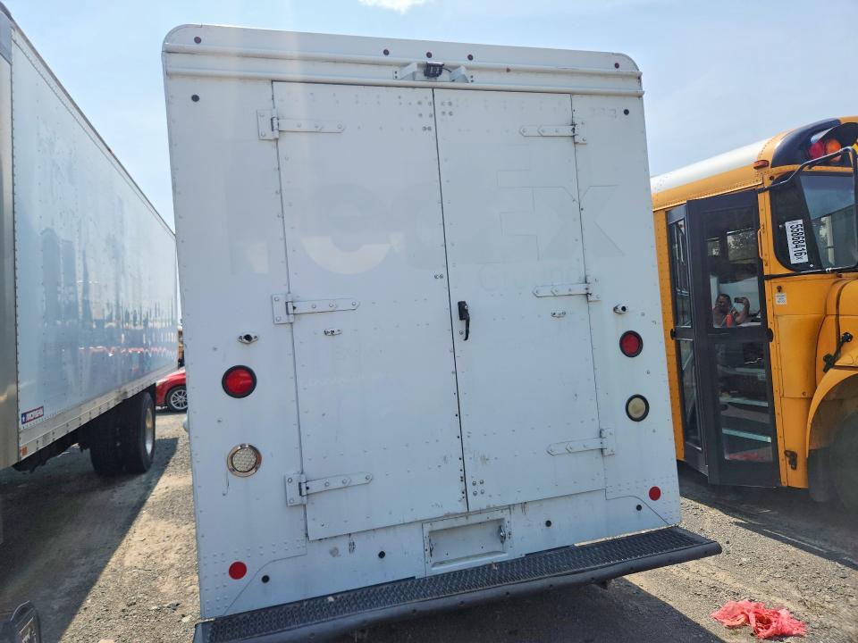 2013 Ford Econoline მანქანა იყიდება აუქციონზე, vin: 1FC4E4KL6DDB00457, აუქციონის ნომერი: 64286176