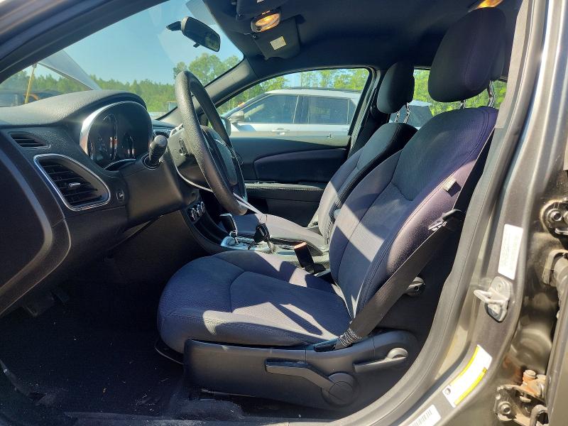 65315316 :رقم المزاد ، 1C3CCBAB6CN318300 vin ، 2012 Chrysler 200 مزاد بيع
