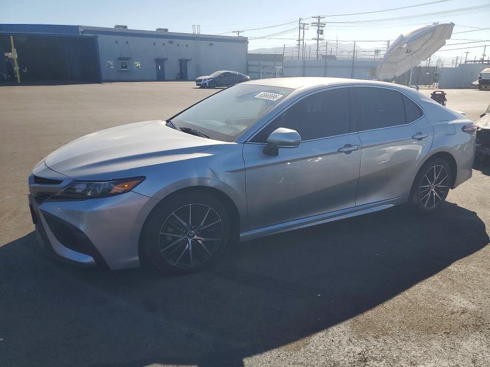 Продаж на аукціоні авто 2022 Toyota Camry, vin: 4T1G11AK8NU673289, номер лоту: 65665696