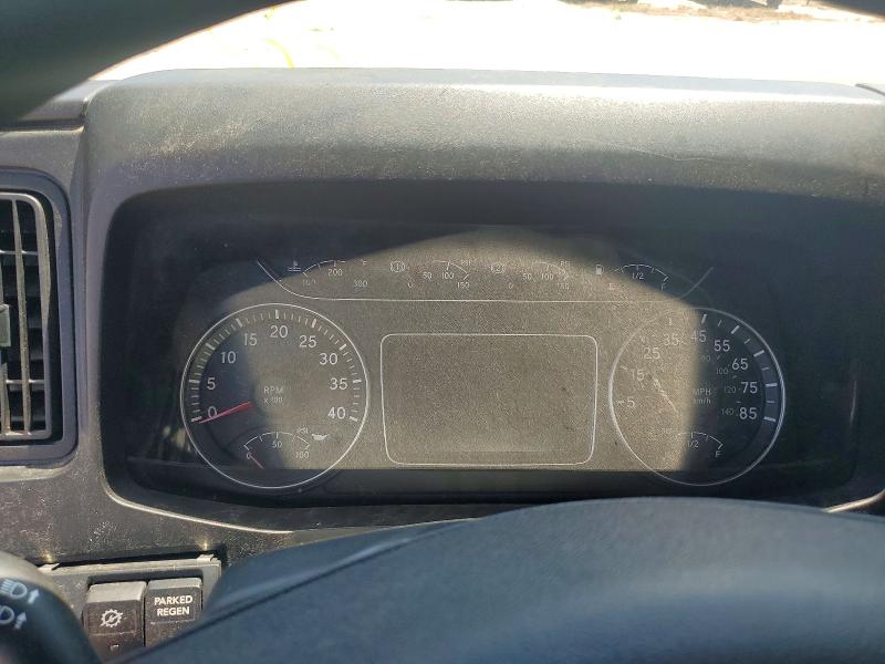 63731366 :رقم المزاد ، 3HAEUMML0NL674340 vin ، 2022 International Mv607 مزاد بيع