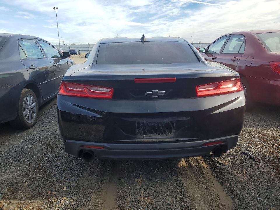 65871566 :رقم المزاد ، 1G1FC1RX5J0188094 vin ، 2018 Chevrolet Camaro مزاد بيع